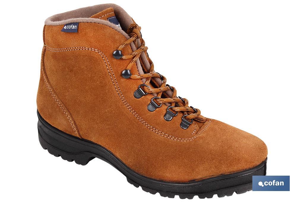 Bota Trekking | Piel de Serraje | Modelo Nijar | Color Camel | Suela Antideslizante